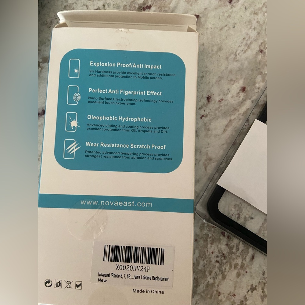 iPhone screen protector - Picture 2 of 6